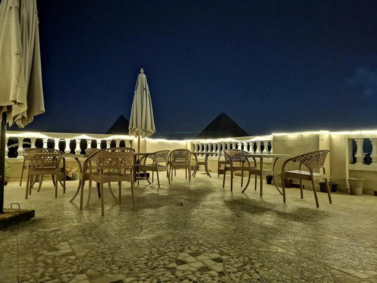 Pyramid Stars Inn Nazlet el-Sîsi Екстериор снимка